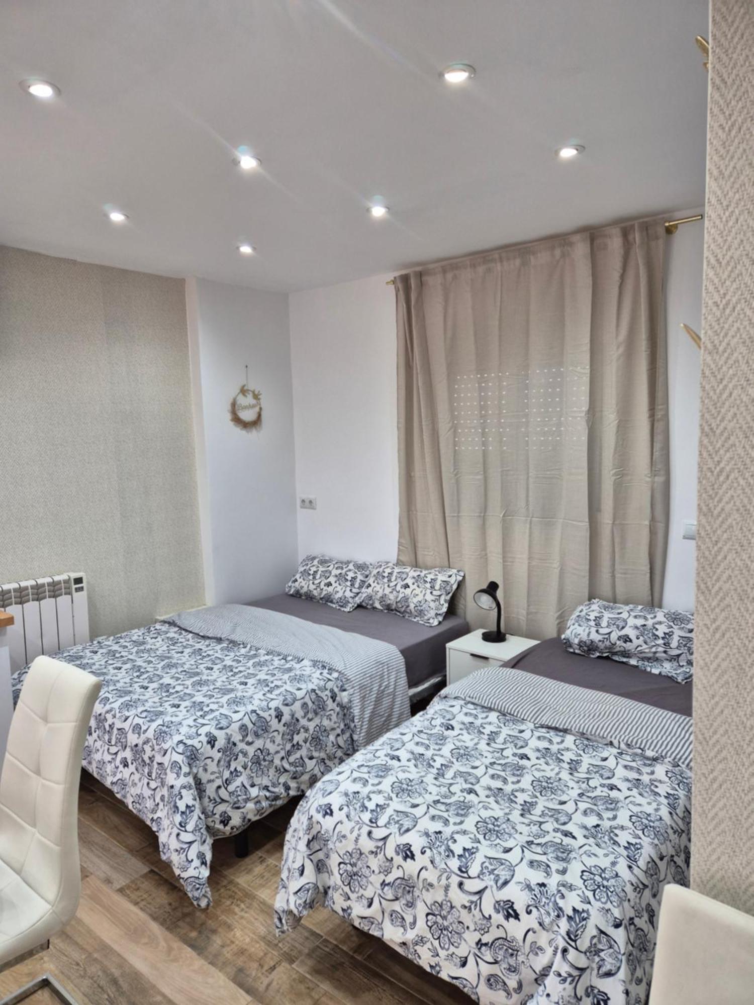 Centrum F Alicante Room photo